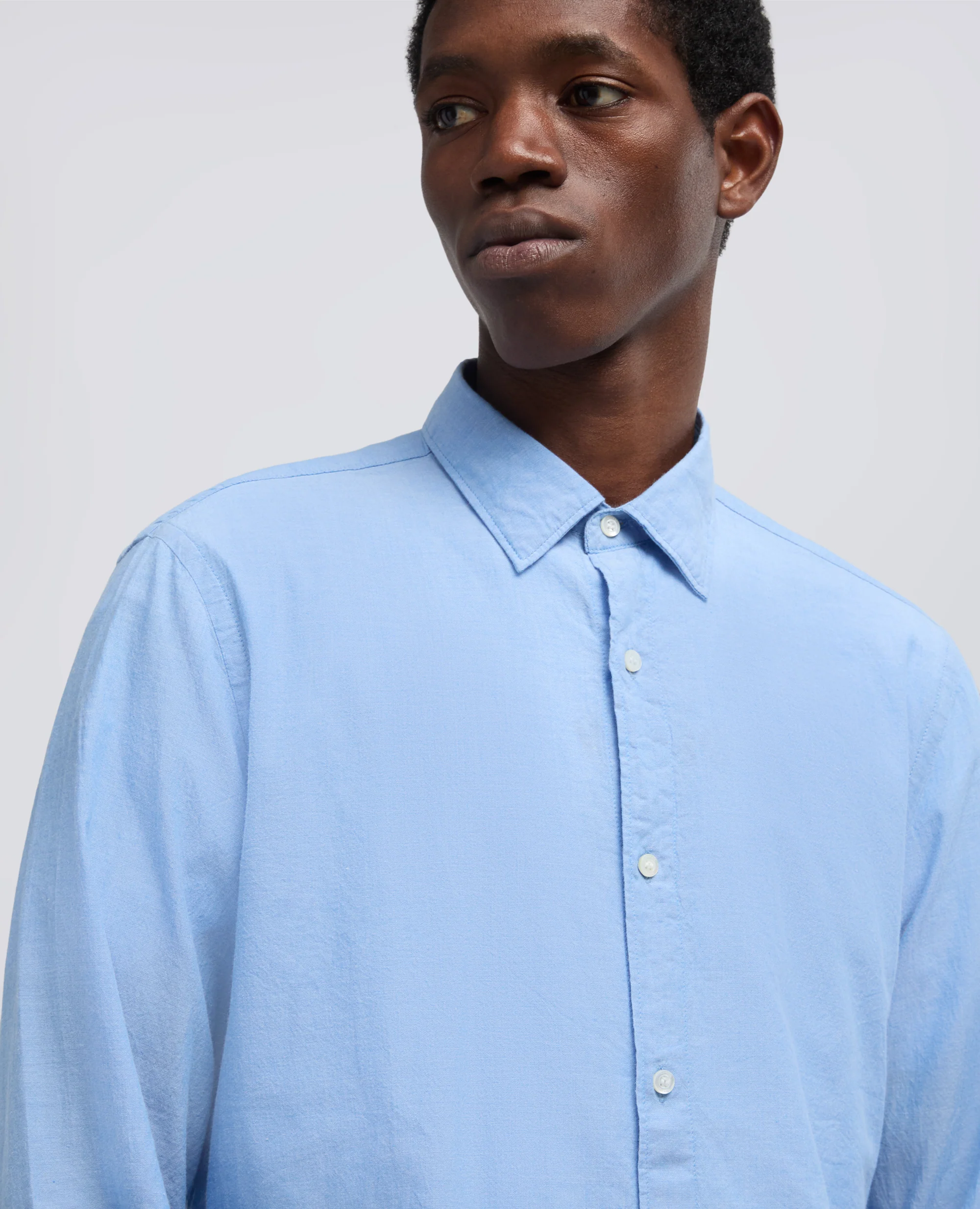 CAMICIA CLASSICA IN CHAMBRAY DI COTONE LEGGERO INDIANO - AZZURRO - Image 4