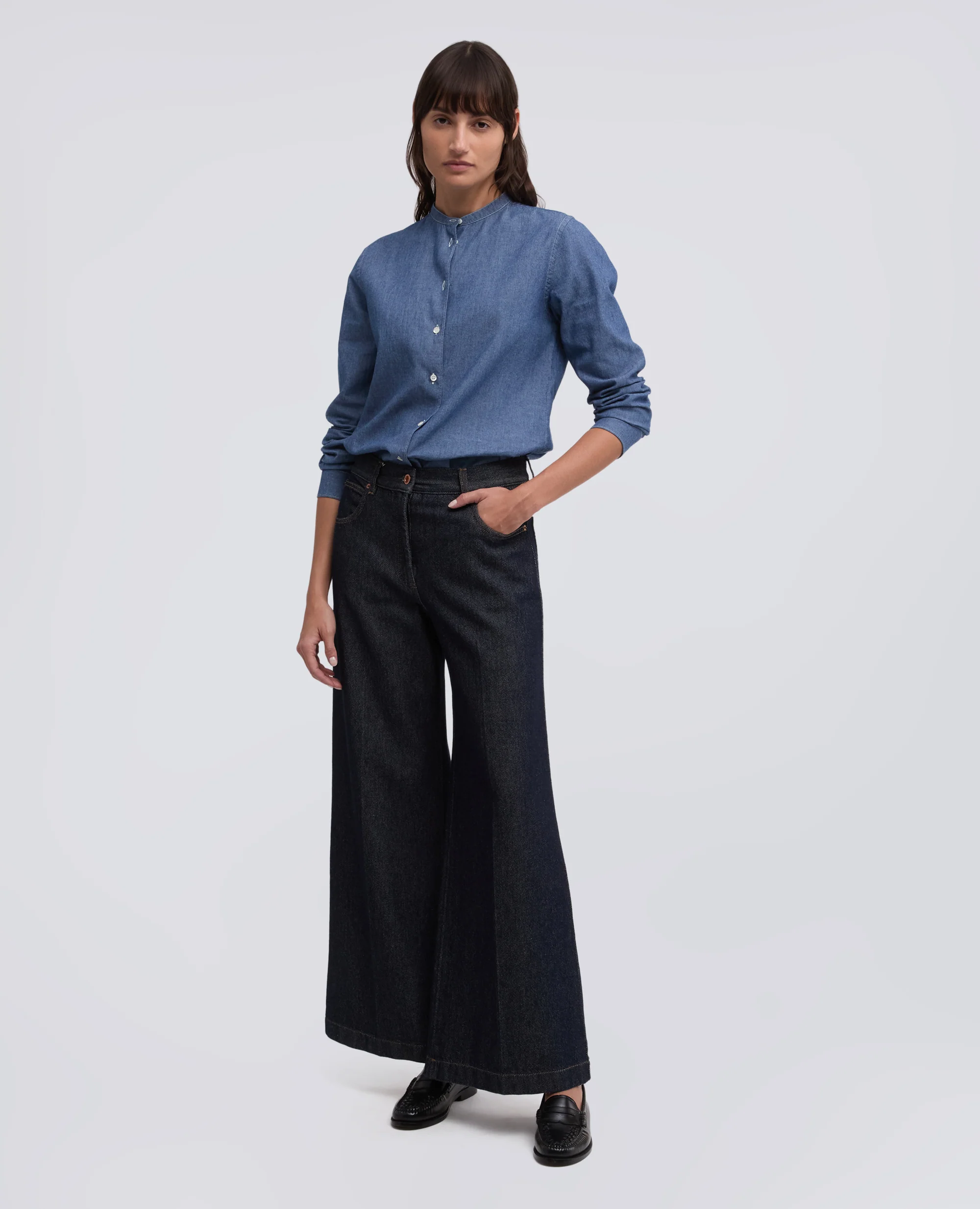 CAMICIA IN CHAMBRAY DI COTONE GIAPPONESE CON COLLO ALLA COREANA - DENIM MEDIO - Image 2